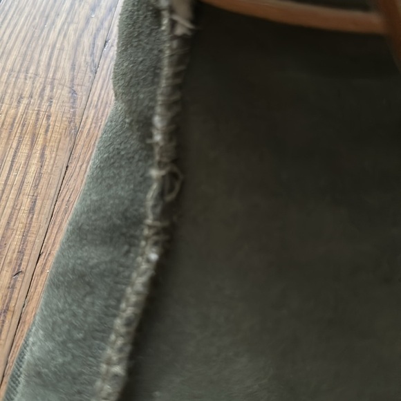 UGG - Picture 5 of 5